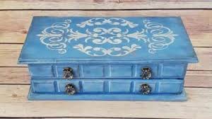 Boyayacağımız objeyi öncelikle zımparalamak için gerekli. Ahsap Boyama Kutu Susleme Ornekleri Ve Modelleri Kalpli Cekmeceli Ve Altigen Kutular