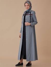 Kayra Kislik Pardesu Modelleri Musluman Modasi Moda Stilleri Moda