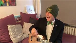 Oak bench/oak bed end bench/seating dining bench with wooden oak legs. Ukulele Lockdown Ukulele Orchestra Of Great Britain