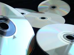 Er beinhaltete ein automatisches klavier, das durch eine walze bewegt das immer gleiche musikstück spielte. Braucht Man Noch Einen Dvd Cd Brenner