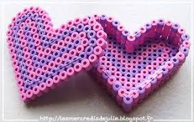 Les Mercredis De Julie Perles Hama Boite En Forme De Coeur Boite En Forme De Coeur Boite En Perle Hama Perles A Tisser
