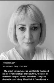 Julie Alden's Instagram, Twitter & Facebook