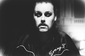 Official Contact Page — Robin Evans