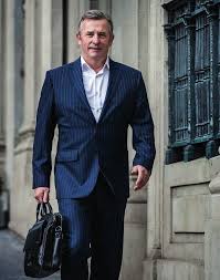 12-0 553217 Mainfreight Annual Report 2015 Commentary.indd