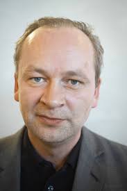 From wikimedia commons, the free media repository. Wer Steckt Hinter Dem Schriftsteller Pseudonym Arthur Isarin