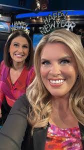 Leann Hodges's Instagram, Twitter & Facebook