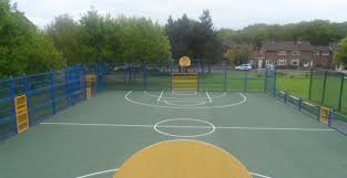 Approach and volley becomes an almost impossible tactic for small players on big courts, because they are easy to pass or lob, and take longer to reach an optimal net position, because of their size and speed. Muga Court Dimensions
