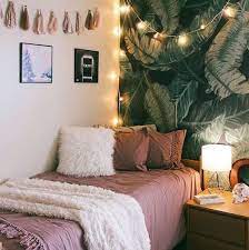 This Is One Of The Cutest Dorm Room Ideas For Girls Pink Dorm Rooms Dorm Room Decor Girls Dorm Room