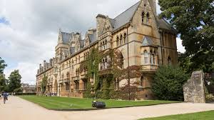 منهج اكسفورد فونيكس يتميز بانه محدث باستمرار Ù…Ø¯Ø±Ø³Ø© Ø§Ù„Ù„ØºØ© Ø§Ù„Ø¥Ù†Ø¬Ù„ÙŠØ²ÙŠØ© Ø£ÙƒØ³ÙÙˆØ±Ø¯ Ø¥Ù†Ø¬Ù„ØªØ±Ø§ Oxford International Education