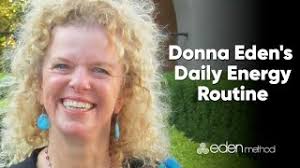 How to Attract Positive Energy: 15 Proven Daily Practices