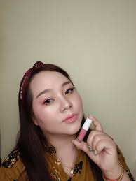 Liv Alitta npawb 2 xim npuas dawb muag... Pleev tau nyias2 qhuav yooj yim  tim dej tau zoo.