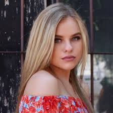 Hannah Chaney's Instagram, Twitter & Facebook