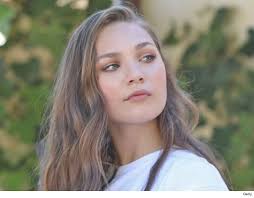 Ex Dance Moms Star Maddie Ziegler S Cell Phone Hacked Cops Investigating