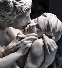 Gli Amanti Tacciono L Amore E Il Silenzio Piu Fine Il Piu Trepidante Il Piu Insopportabile Jaime Sabines Aesthetic Art Sculpture Art Classic Art