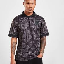 Forever etched in modern terrace culture thanks to its appearance in the video for their official 1990 world cup anthem. Score Draw England 90 Black Out Retro Jersey Black The Sole Supplier