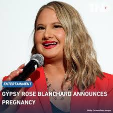 Leslie Baggett's Instagram, Twitter & Facebook