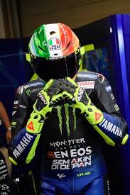 Sticker helm 46 project valentino rossi helm motor. Agv Und Valentino Rossi Prasentieren Das Neue Mugello 2019 Helm Design