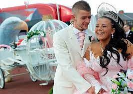 Pin On Gorger Gypsy Bride Sam Patrick Traveller Wedding