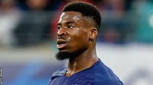 See this tutorial with a textured quiff hairstyle, and how to style. Serge Aurier Haircut Oda Footballers Wey Do Crazy Tins Break Coronavirus Lockdown Rule Bbc News Pidgin
