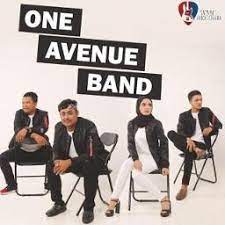 Rasa antara kita berdua hanya kita yang dapat merasa serasi di antara kita anugerah tuhan pencipta. Kisah Antara Kita Lyrics And Music By One Avenue Band Arranged By Faizalsulaiman
