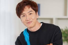 Son çekimi 24 mayıs'ta yapılacak. Running Man Lee Kwang Soo In A Car Accident Chingu To The World