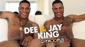 identical twins - WAYBIG
