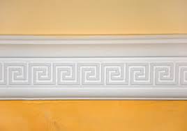 Eine riesige auswahl und sonderangebote rund um die uhr. Zierleisten An Der Decke Anbringen So Machen Sie S Richtig