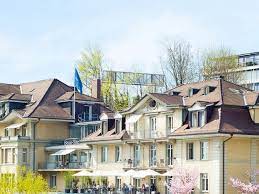 As of 1 july 2017, the hirslanden private hospital group consists of 17 hospitals in 11 districts, many of which have an integrated outpatient surgery centre and emergency department. Switzerland Establishment Of Hirslanden Campus Bern Laingbuisson News