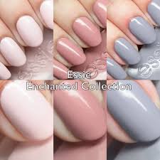 Satin slipper is een vanille witte nagellak. The Polished Hippy Essie Enchanted Gel Couture Collection Swatches And Review Part 1
