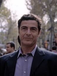 He is an actor and writer, known for por un tiempo (2013), el fondo del mar (2003) and sueño florianópolis (2018). Picture Of Gustavo Garzon