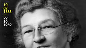 Edith Clarke, la primera ingeniera eléctrica estadounidense.