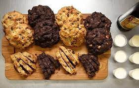 Levain Bakery A Ny Times Best Cookie Winner Levain Bakery Cracked Cookies Levain