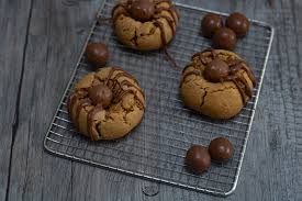 Préparez halloween grâce à toutes nos idées d'activités. Biscuits Araignees Biscuits Halloween Faciles