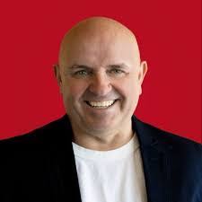 Brett Gilbertson's Instagram, Twitter & Facebook