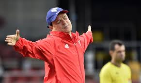 Facebook gives people the power. Mais Uma Vez Em Busca De Audiencia Neto Ironiza Fernando Diniz E Provoca O Sao Paulo