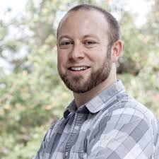 Alden Dale's Instagram, Twitter & Facebook