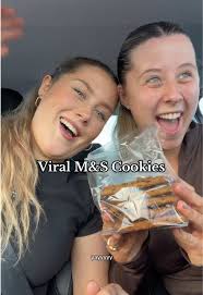 bit of a flop🥴 #viralcookies #mandscookie #cookies #foodtok #viral #flop  #mands #trywithme