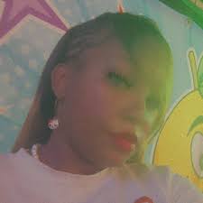 Is a 19-year age gap in a relationship okay?