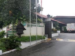 P.a.s.s is a self supporting ngo formed in year 2003 with the aims to educate the public of recycling for charity. Unschooling Homeschool Pertubuhan Amal Seri Sinar Recycling Centre Hulu Langat 23 August 2011