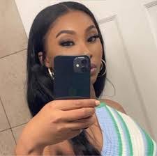 Trinity Potts's Instagram, Twitter & Facebook