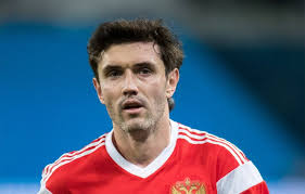 Born 20 august 1983) is a russian footballer who plays for zenit saint petersburg. Yurij Zhirkov Razvitie Karery I Nagrady Zhena I Deti Futbolista Poslednie Novosti