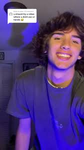 Replying to @jadaa <3 this feels so wrong.