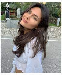 10 Biggest Spring Summer 2020 Hair Color Trends You Ll See Everywhere Ecemella Brown In 2021 Hair Colour For Green Eyes Brown Hair Green Eyes Brown Hair Blue Eyes