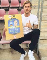 Loris karius fifa 21 rating is 78 and below are his fifa 21 attributes. Ea Sports Fifa On Twitter Safe Pair Of Hands Congrats To Loris Karius On His Place In The Bundesliga En Tots