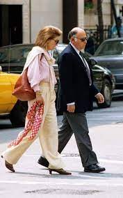 Jackie kennedy wants to go on a date with me? Early 1990 S Jackie Kennedy Style Jacqueline Kennedy Style Jackie Kennedy