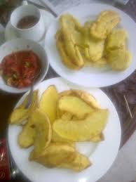 Ikan yang dipakai untuk lengkapi kulineran ini ialah ikan teri goreng dan ikan bandeng. Muhammad Said Didu Pa Twitter Sukun Pisang Goreng Sambel Terasi Hasil Petik Dan Masak Sendiri Maknyus Mau Http T Co Kseabvls