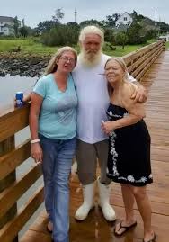 PRAYERS FOR BUSTER WILLIS🙏❤️ Buster was hit