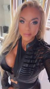 Minna Pajulahti IFBB Pro Olympian