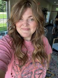 Hot girl summer starts NOW 🔥☀️ Our beautiful Rachel got a full head of  Keratin Bond Extensions (K-Tips) installed by Lydia! K-tips are seamless,  less maintenance, stay hidden when installed around the