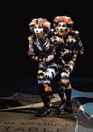 Previews began on 14 july 2016 at the neil simon theatre, and the show opened on 31 july. Cats Musical Ursprung Entstehung Und Geschichte Musical World